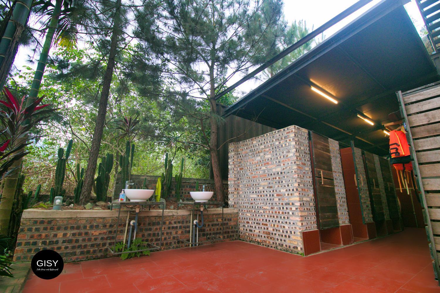 Gisy Lake Containers House Ханой Екстериор снимка